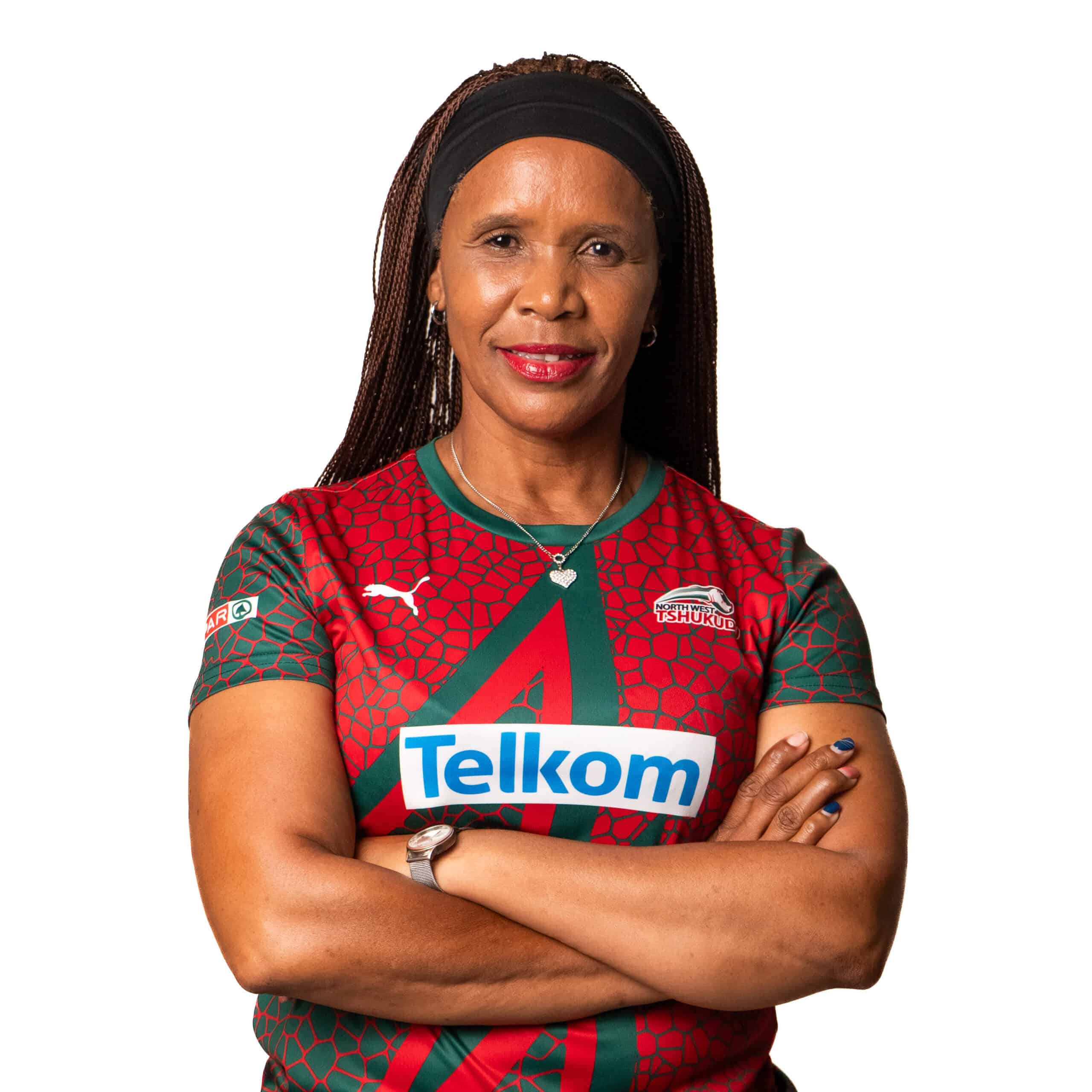 Vivian Foko (Head Coach)